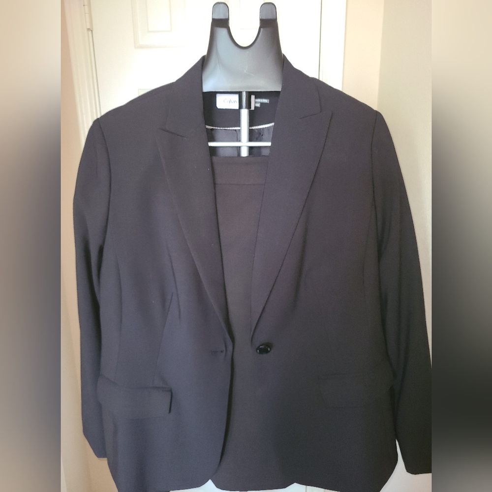 2-Piece Suit